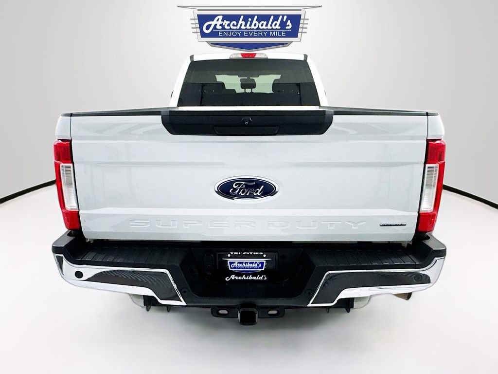 Used 2017 Ford F350 XLT w/ XLT Value Package AWD/4WD image 6