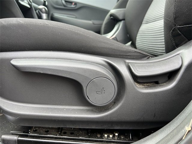 Used 2020 Hyundai Kona SEL image 12