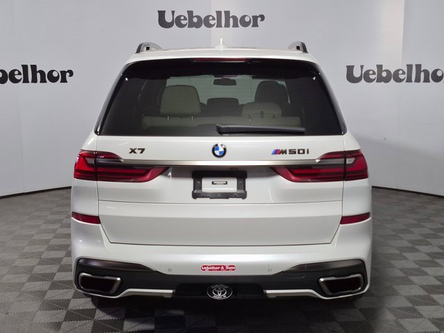Used 2022 BMW X7 M50i image 6