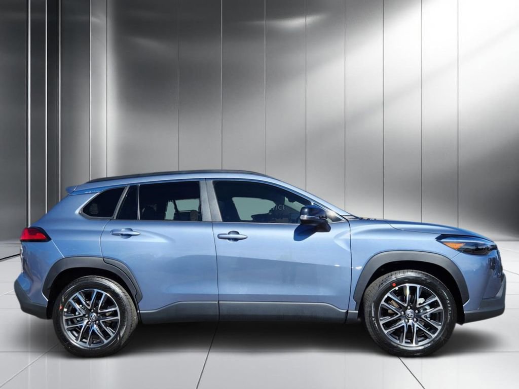 Used 2026 Toyota Corolla Cross XLE w/ Convenience Package image 23