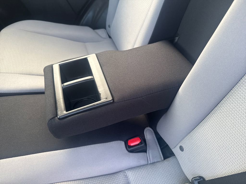 Used 2017 Toyota RAV4 XLE w/ Premium Special Value Package image 38