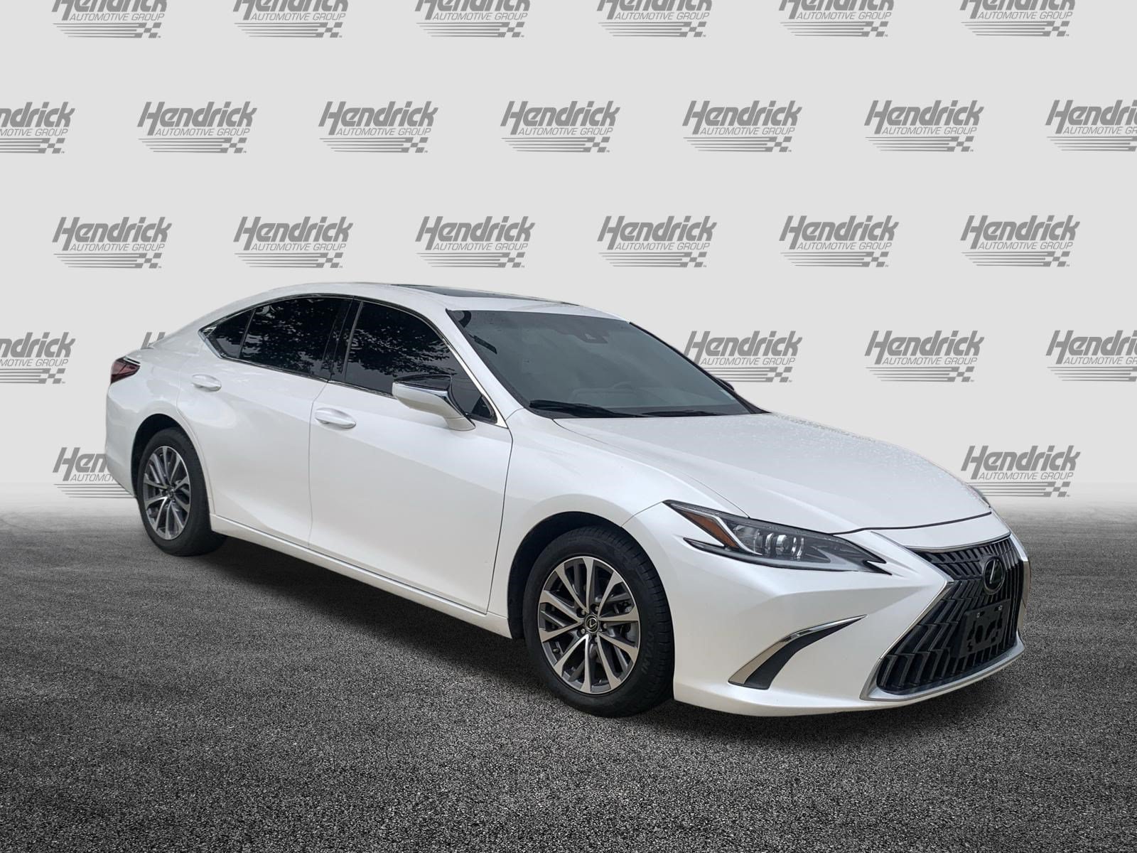 Used 2024 Lexus ES 350 w/ Accessory Package (Z1) FWD image 2