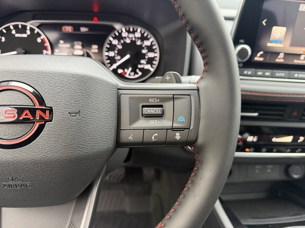 Used 2026 Nissan Rogue SV AWD/4WD image 17