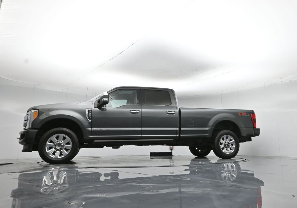 Certified 2018 Ford F350 Platinum w/ Platinum Ultimate Package image 8