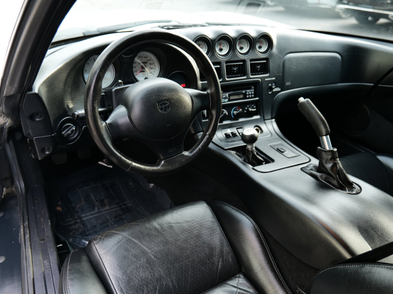 Used 1999 Dodge Viper GTS image 14