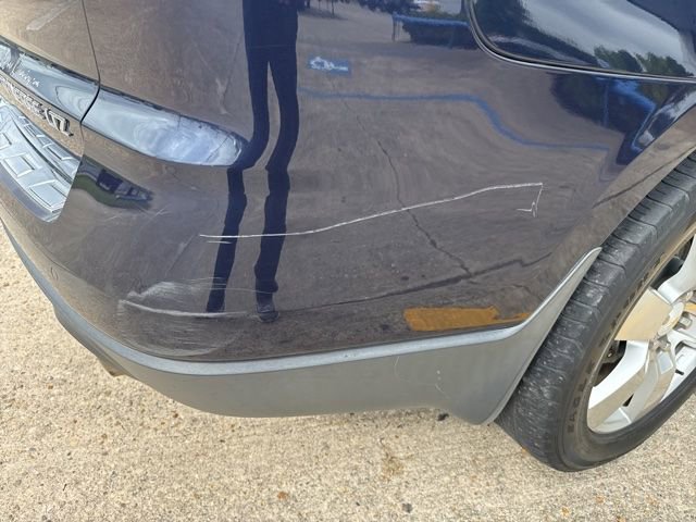 Used 2015 Chevrolet Traverse LTZ w/ LPO, 'HIT The Road' Package FWD image 11