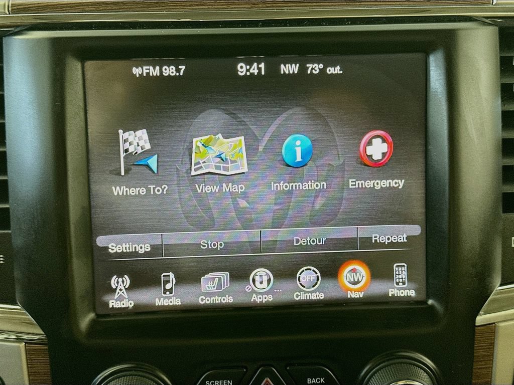 Used 2014 RAM 1500 Laramie w/ Convenience Group AWD/4WD image 19