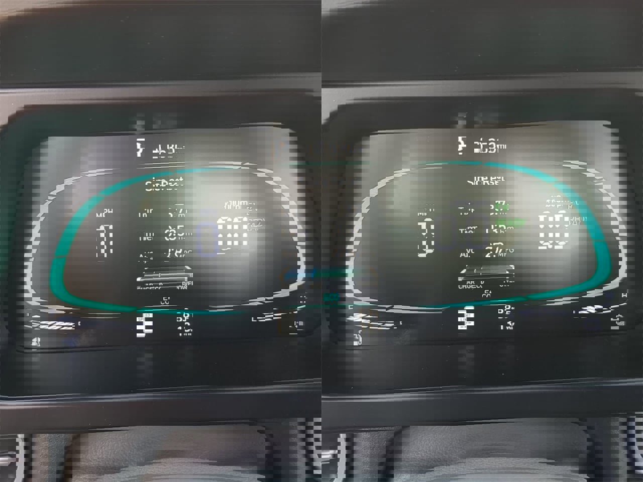 New 2026 Hyundai Elantra Blue FWD image 29