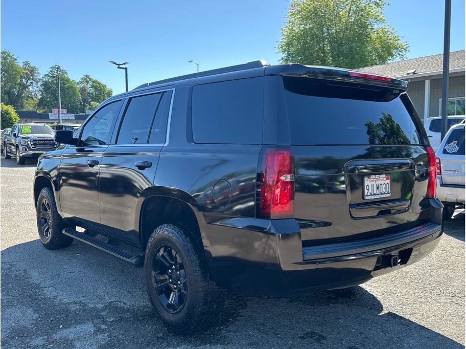 Used 2017 Chevrolet Tahoe LT w/ Z71 Midnight Edition image 5