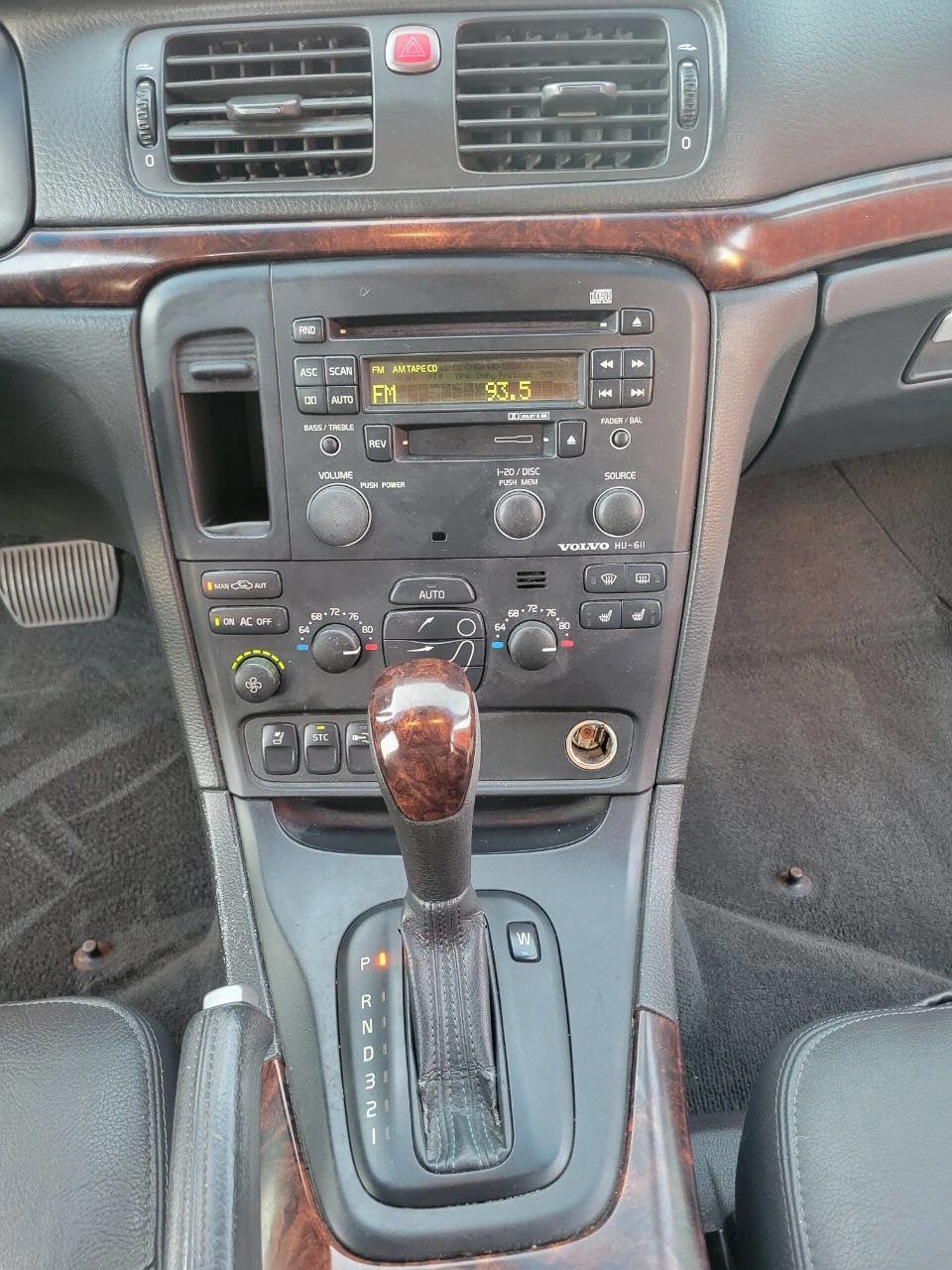 Used 2004 Volvo S80 2.9 image 21