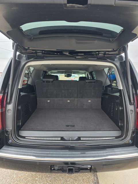 Used 2017 Chevrolet Suburban Premier image 12