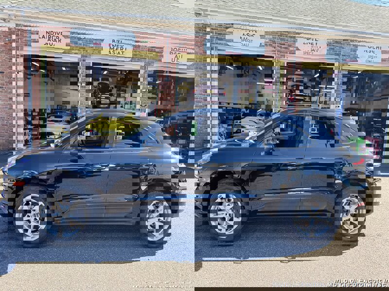 Used 2021 Porsche Macan image 13