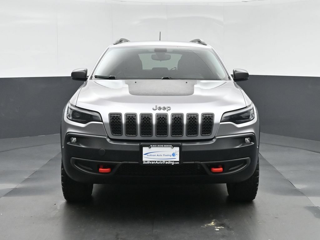 Used 2019 Jeep Cherokee Trailhawk AWD/4WD image 2