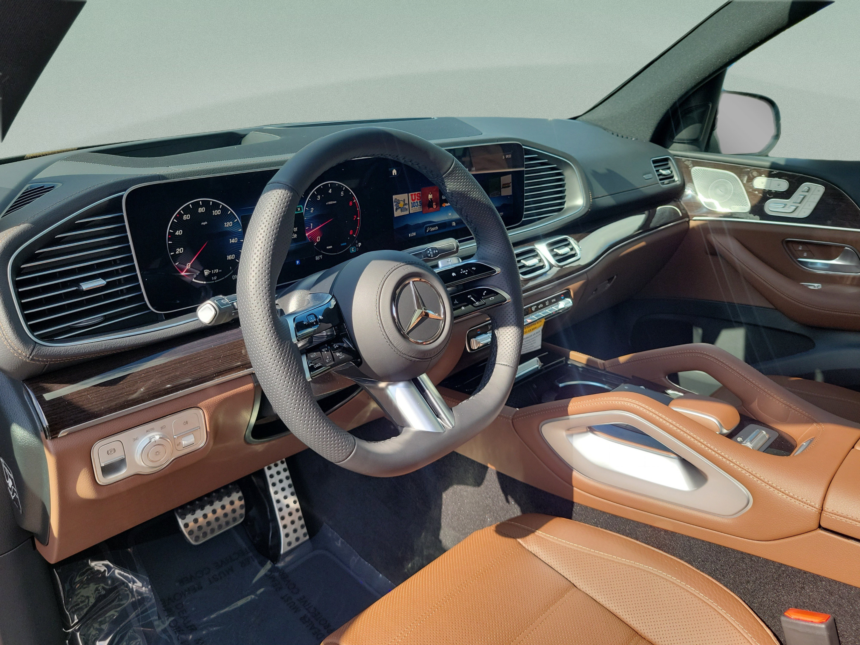New 2026 Mercedes-Benz GLS 450 4MATIC image 15