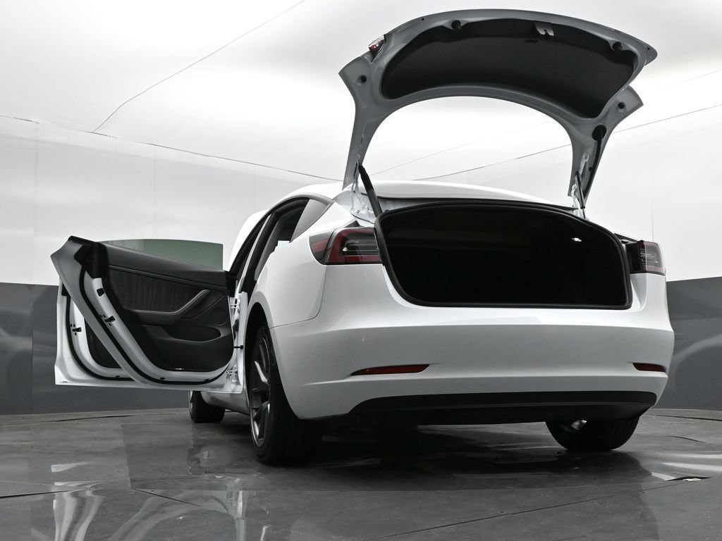 Used 2023 Tesla Model 3 Standard Range RWD image 35