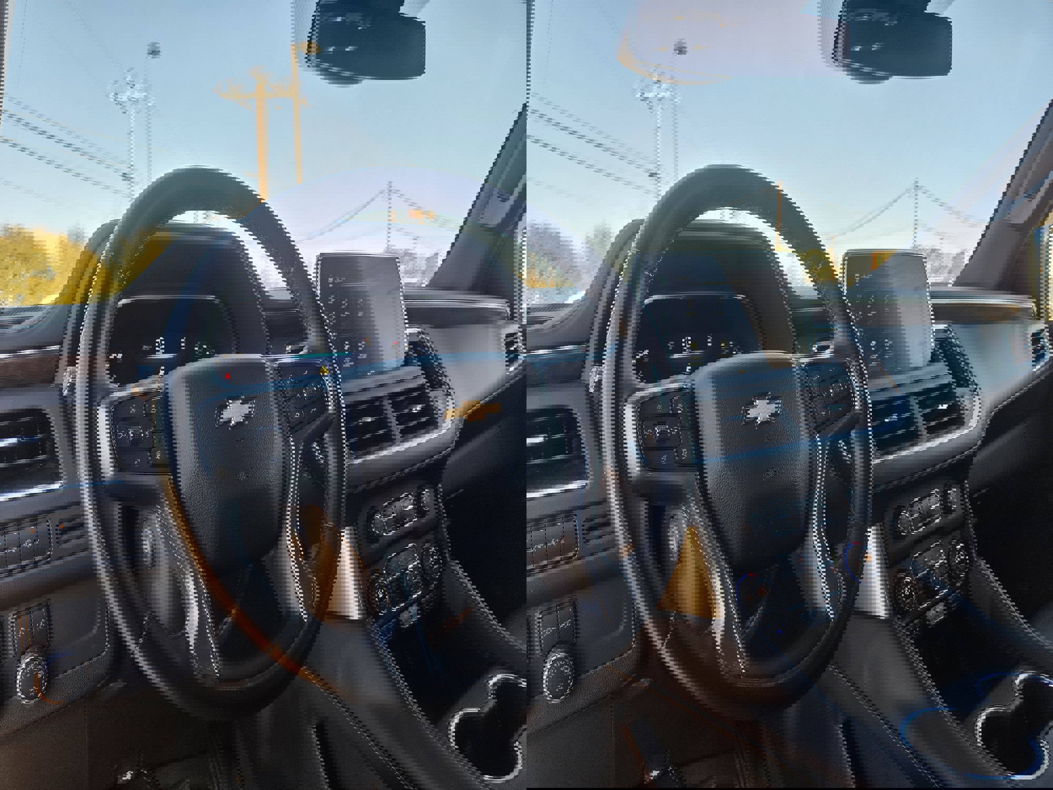 Used 2023 Chevrolet Suburban Premier image 12