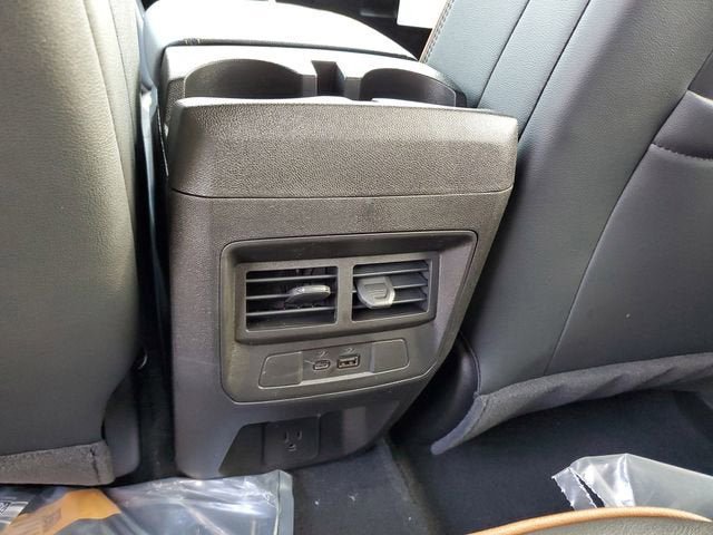 New 2026 GMC Canyon AT4 AWD/4WD image 16