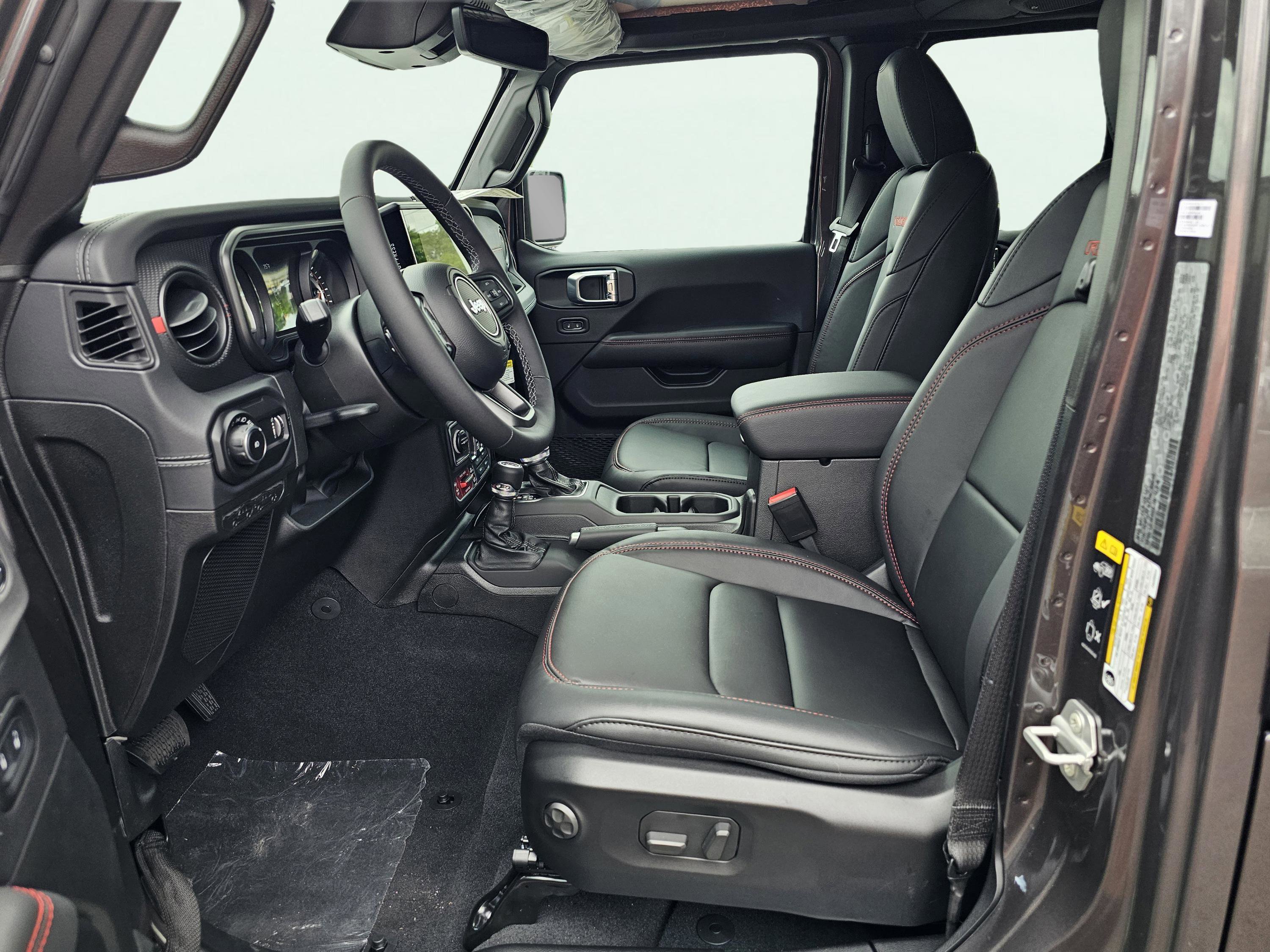 New 2026 Jeep Wrangler Unlimited Rubicon w/ Safety Group AWD/4WD image 17