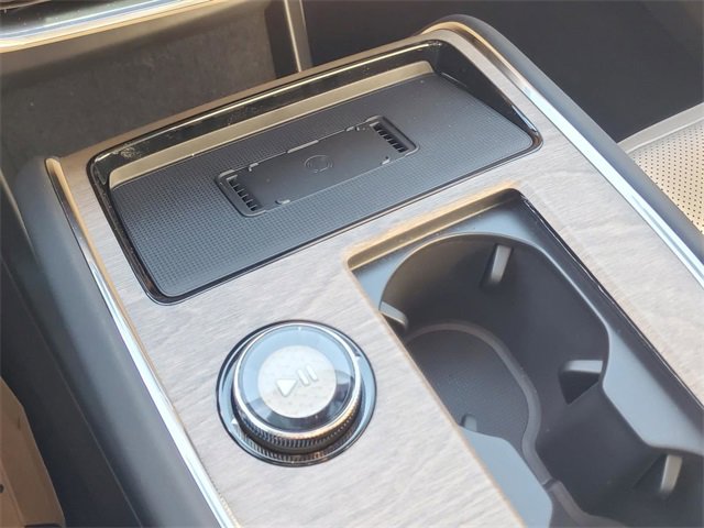 New 2025 Volvo EX90 Ultra w/ Protection Package Premier image 22