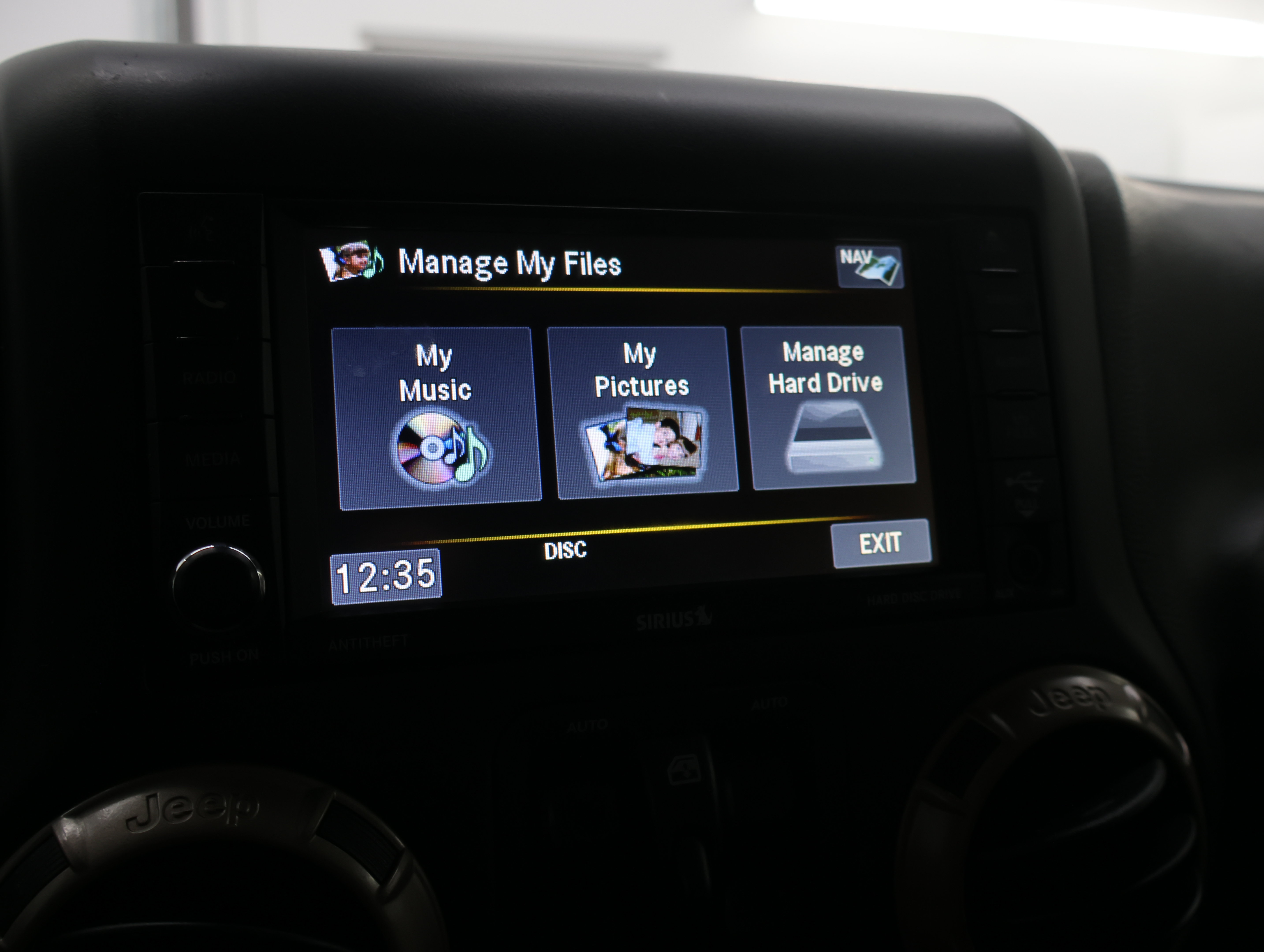 Used 2016 Jeep Wrangler Unlimited Sahara AWD/4WD image 44