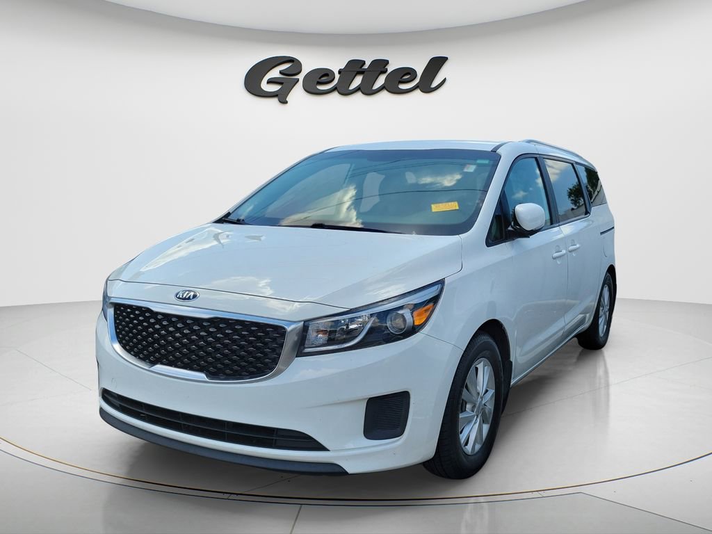 Used 2016 Kia Sedona LX w/ LX Convenience Package FWD video 2