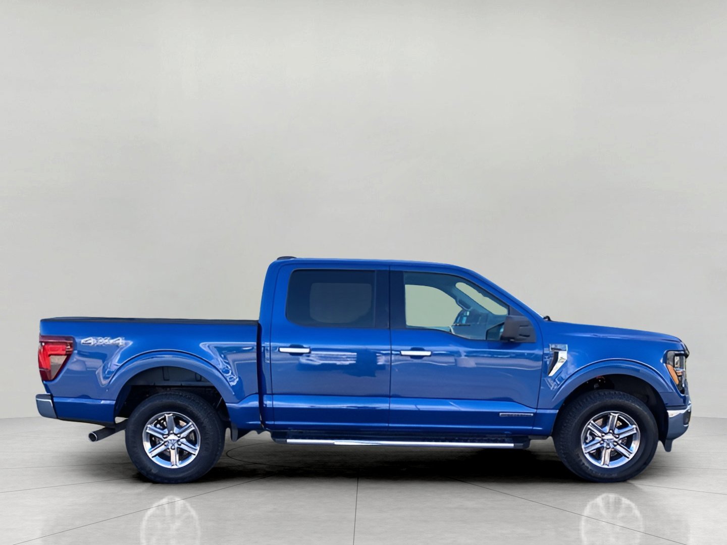 Used 2024 Ford F150 XLT w/ Mobile Office Package image 5