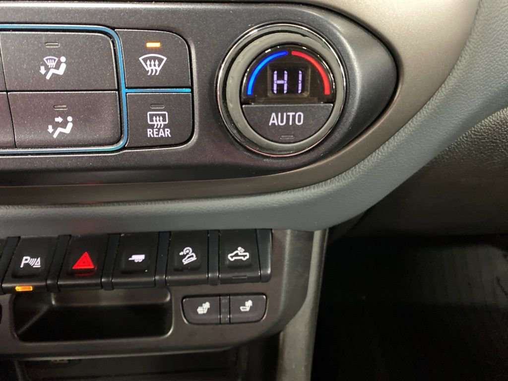 Used 2022 Chevrolet Colorado Z71 w/ Safety Package image 46