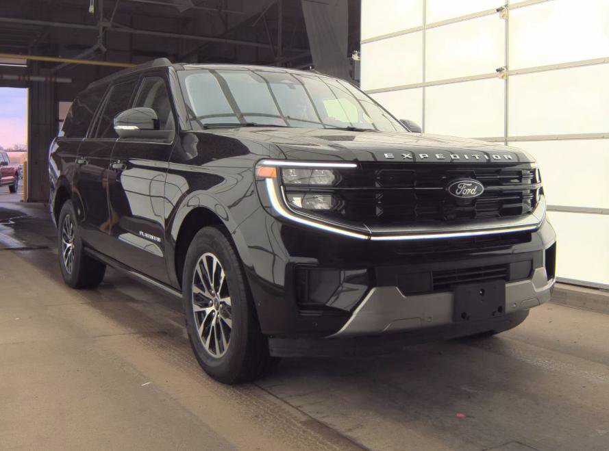 Used 2025 Ford Expedition Max Platinum image 5