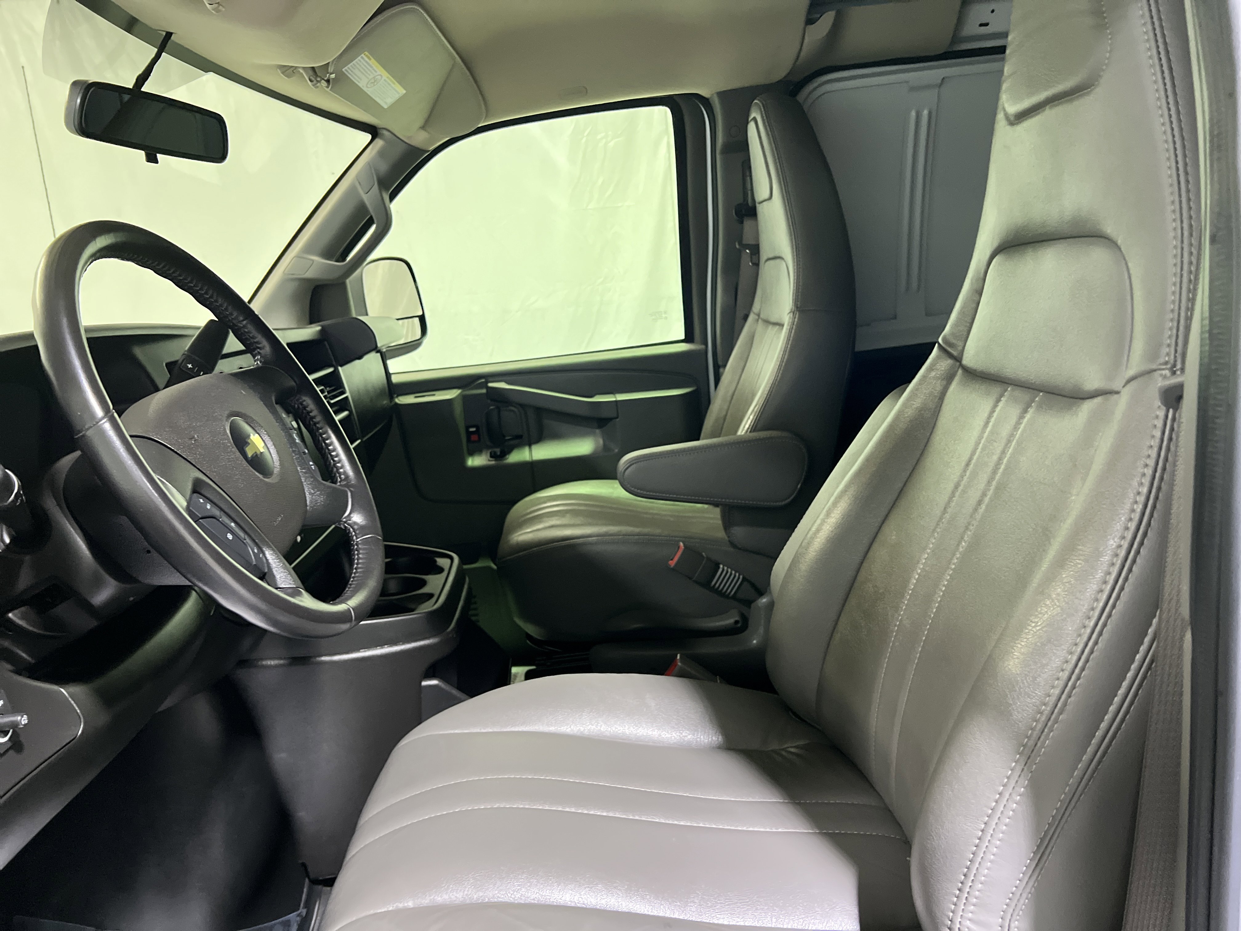 Certified 2023 Chevrolet Express 3500 w/ Driver Convenience Package image 16