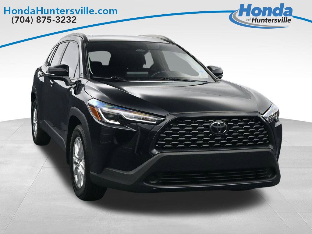 Used 2024 Toyota Corolla Cross LE w/ Moonroof Package FWD 360° Tour