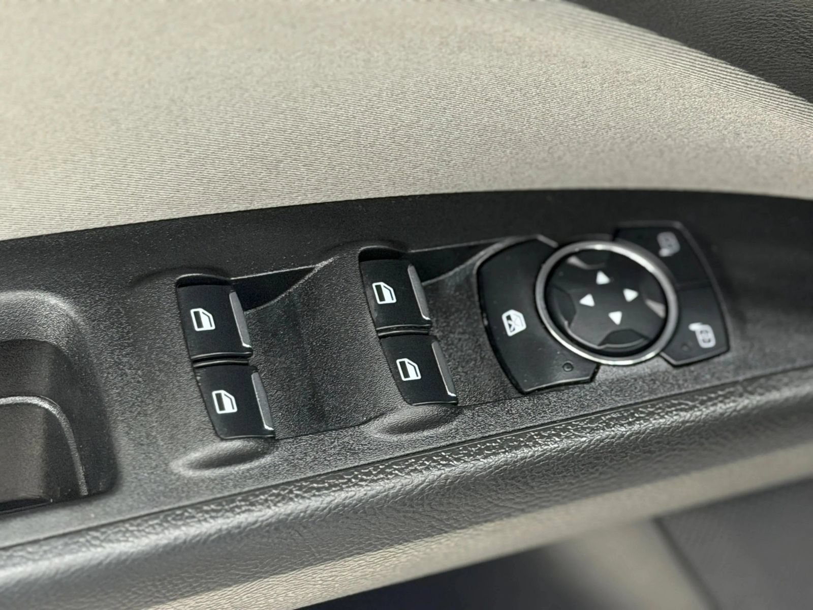 Used 2016 Ford Fusion S w/ Equipment Group 101A FWD image 22