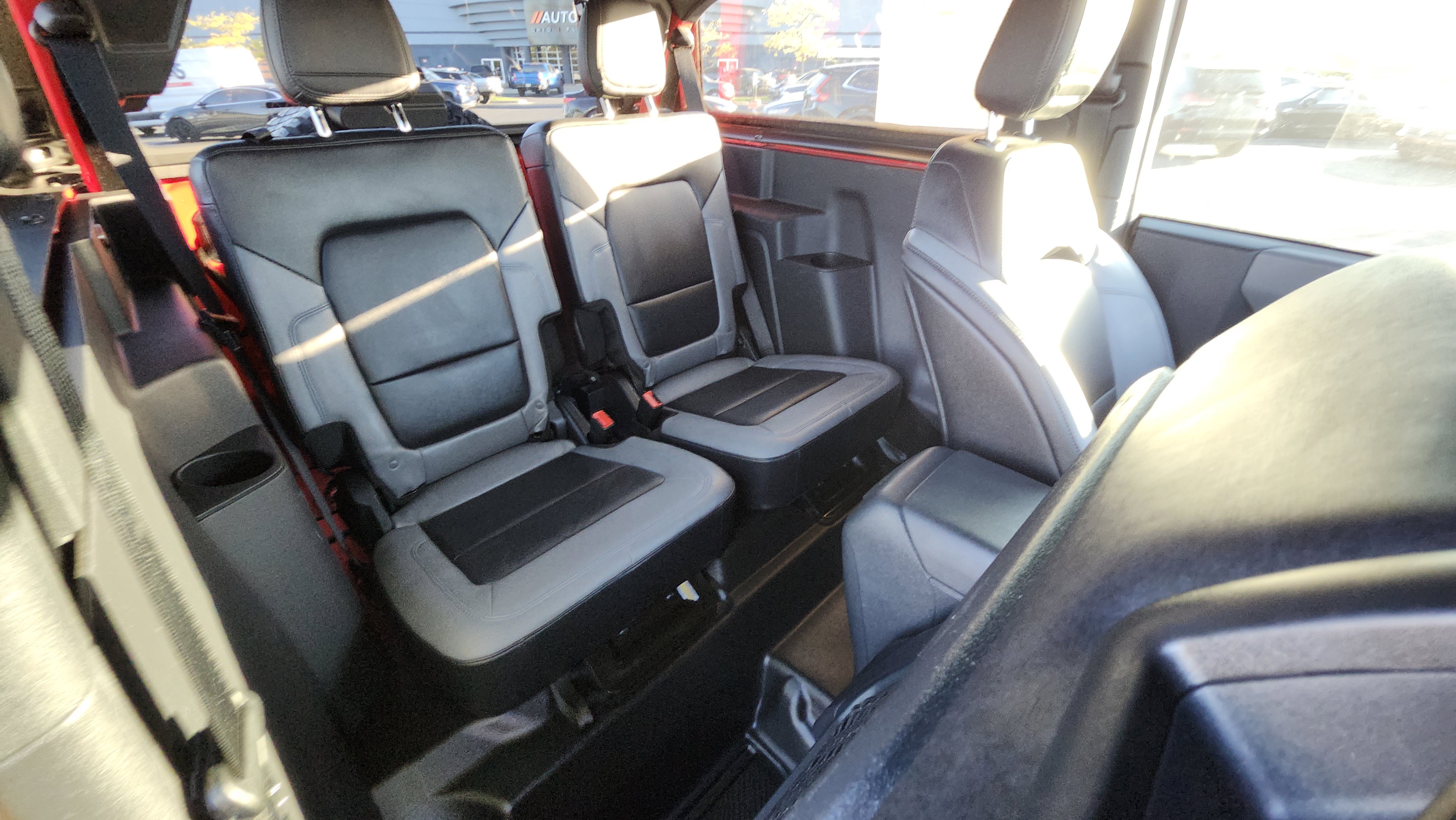 Used 2021 Ford Bronco Black Diamond w/ Sasquatch Package image 15