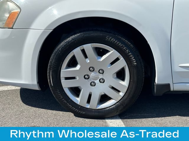Used 2012 Dodge Avenger SE FWD image 10