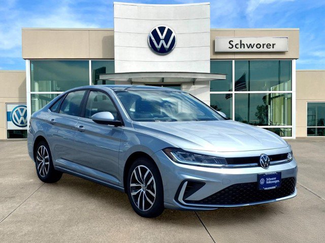 New 2026 Volkswagen Jetta SE FWD image 4