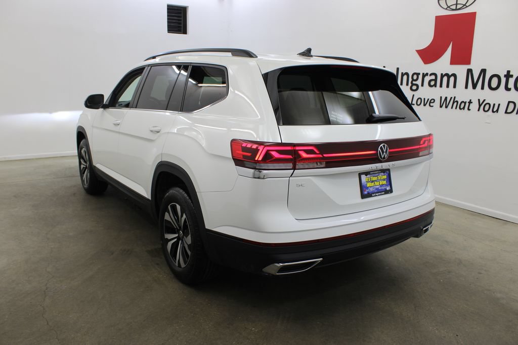 New 2026 Volkswagen Atlas SE FWD image 3