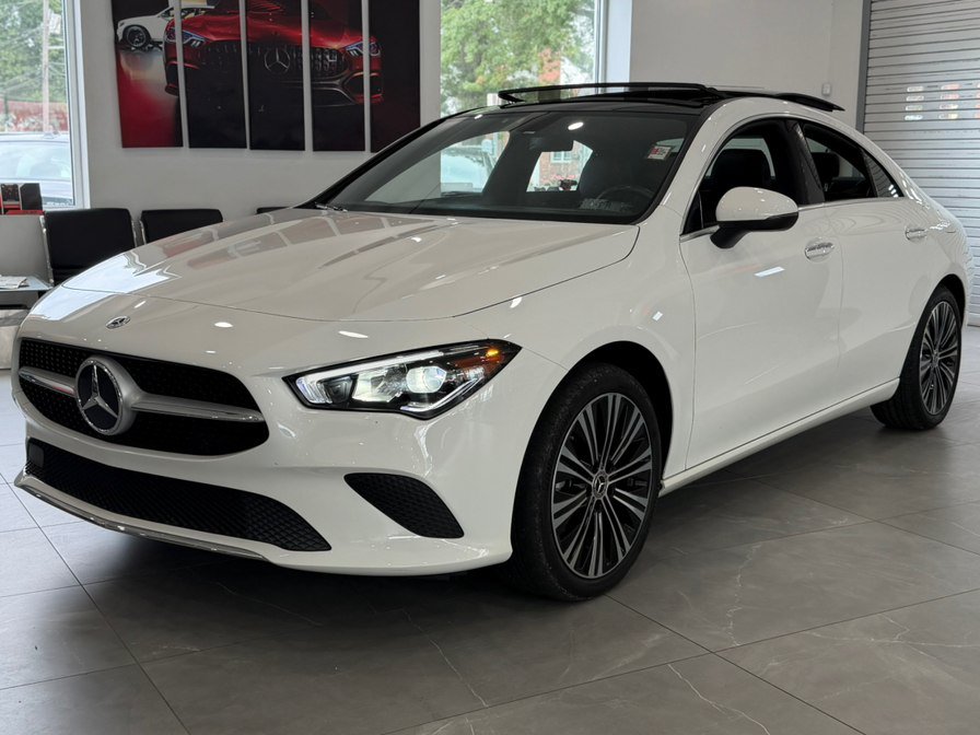Used 2023 Mercedes-Benz CLA 250 4MATIC image 3