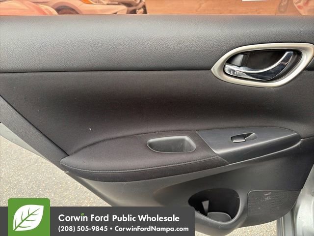 Used 2013 Nissan Sentra S image 27