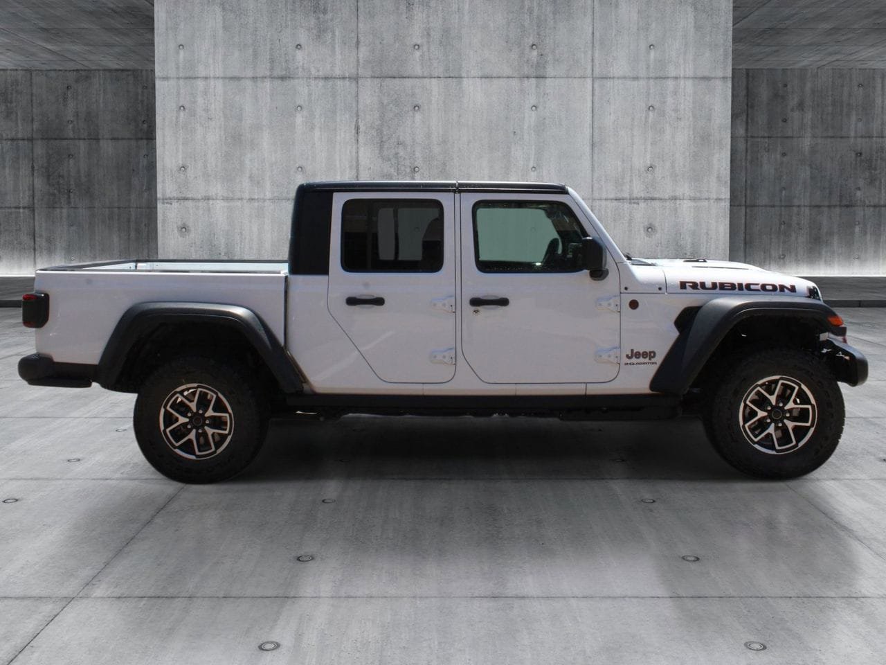 Used 2026 Jeep Gladiator Rubicon AWD/4WD image 7