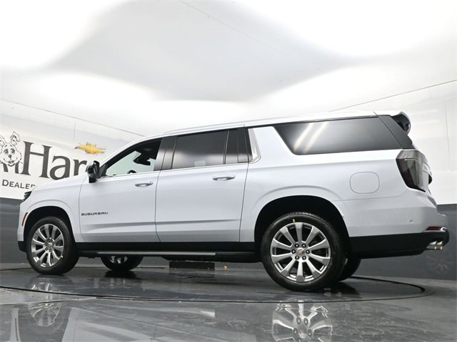 New 2026 Chevrolet Suburban Premier image 35