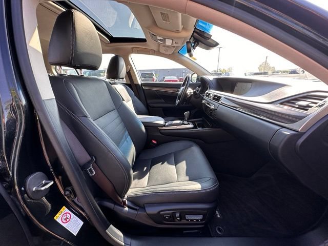 Used 2016 Lexus GS 350 AWD w/ Premium Package image 32