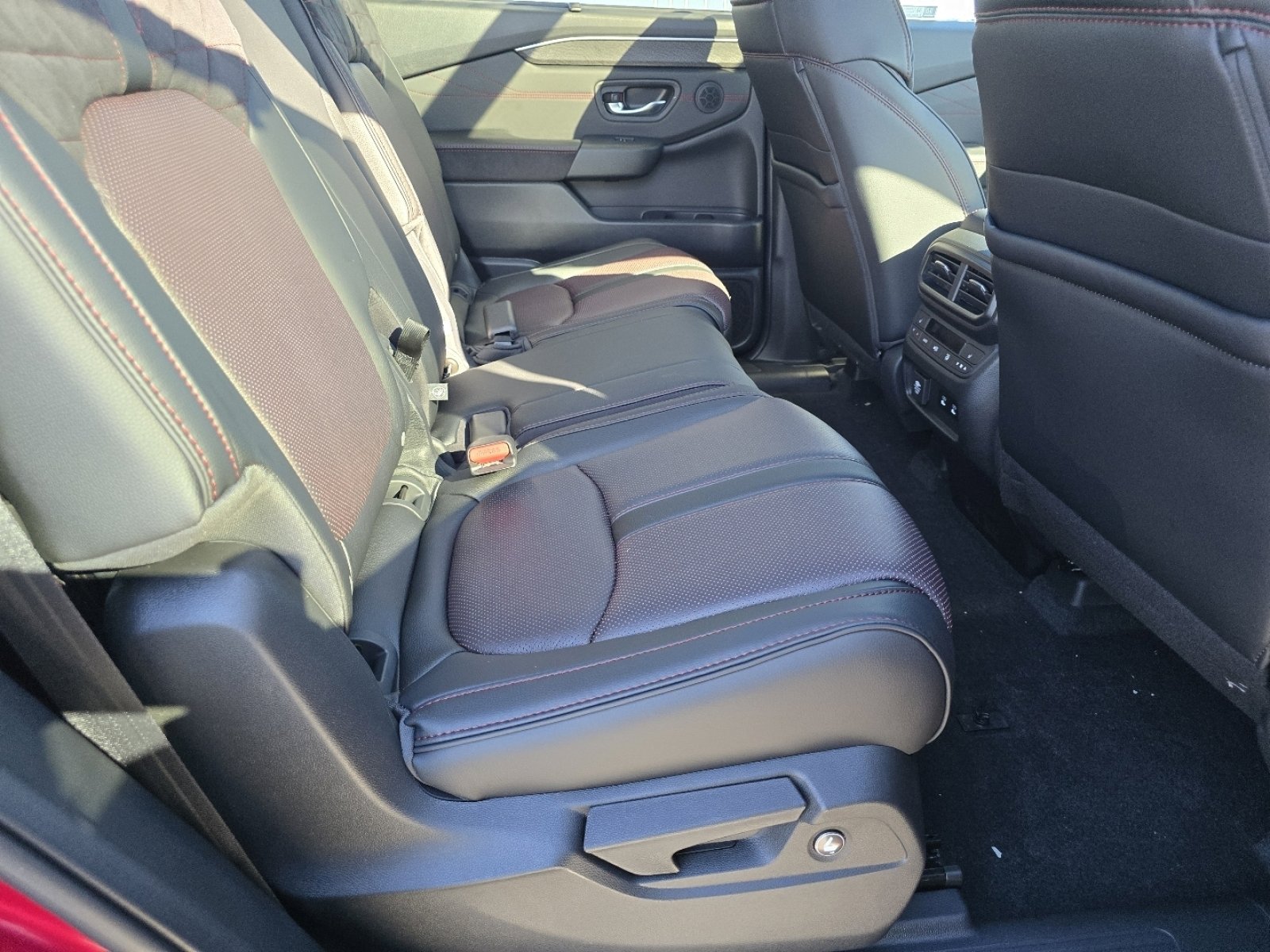 New 2026 Honda Pilot Black Edition image 23