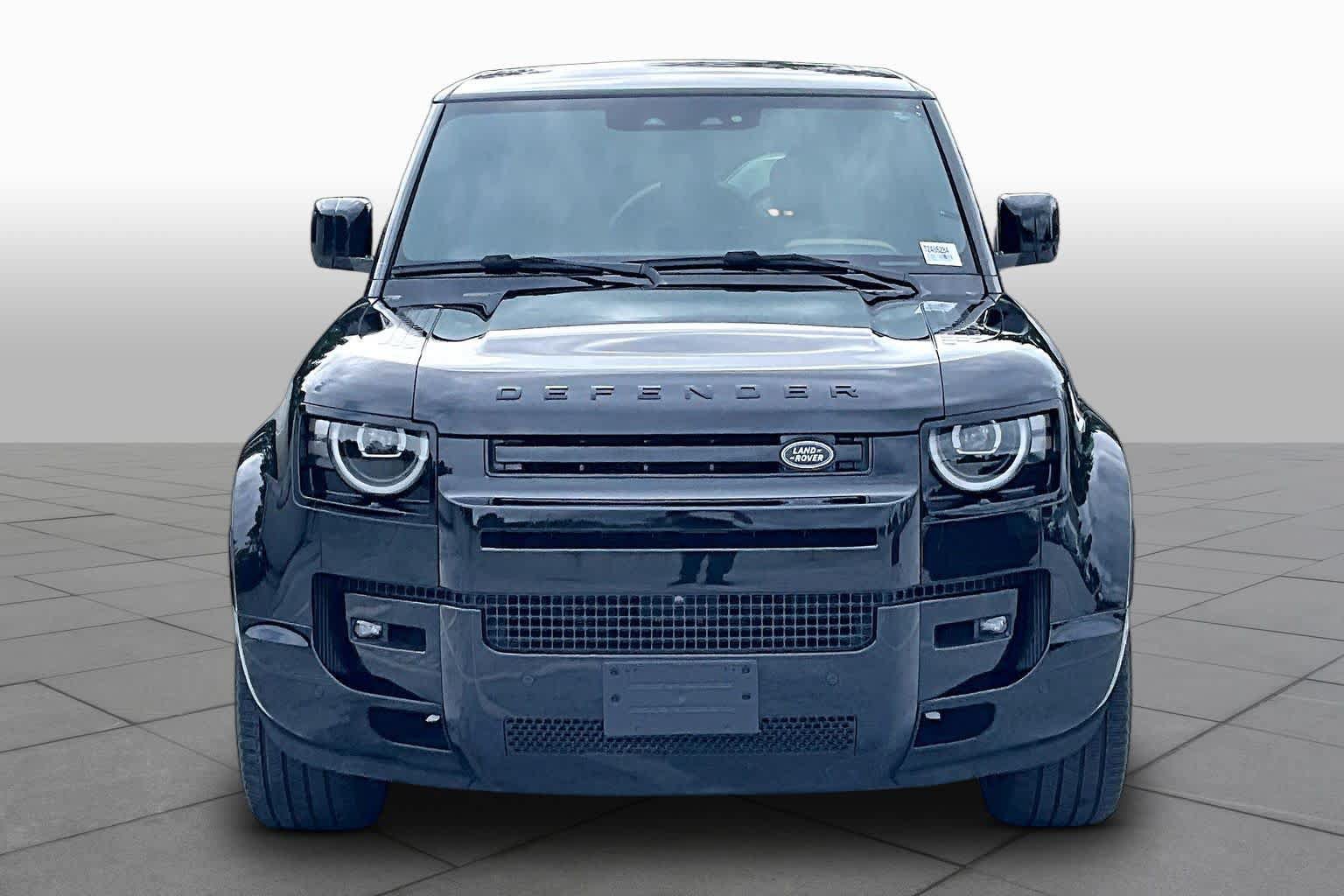 Used 2026 Land Rover Defender 110 V8 AWD/4WD image 6