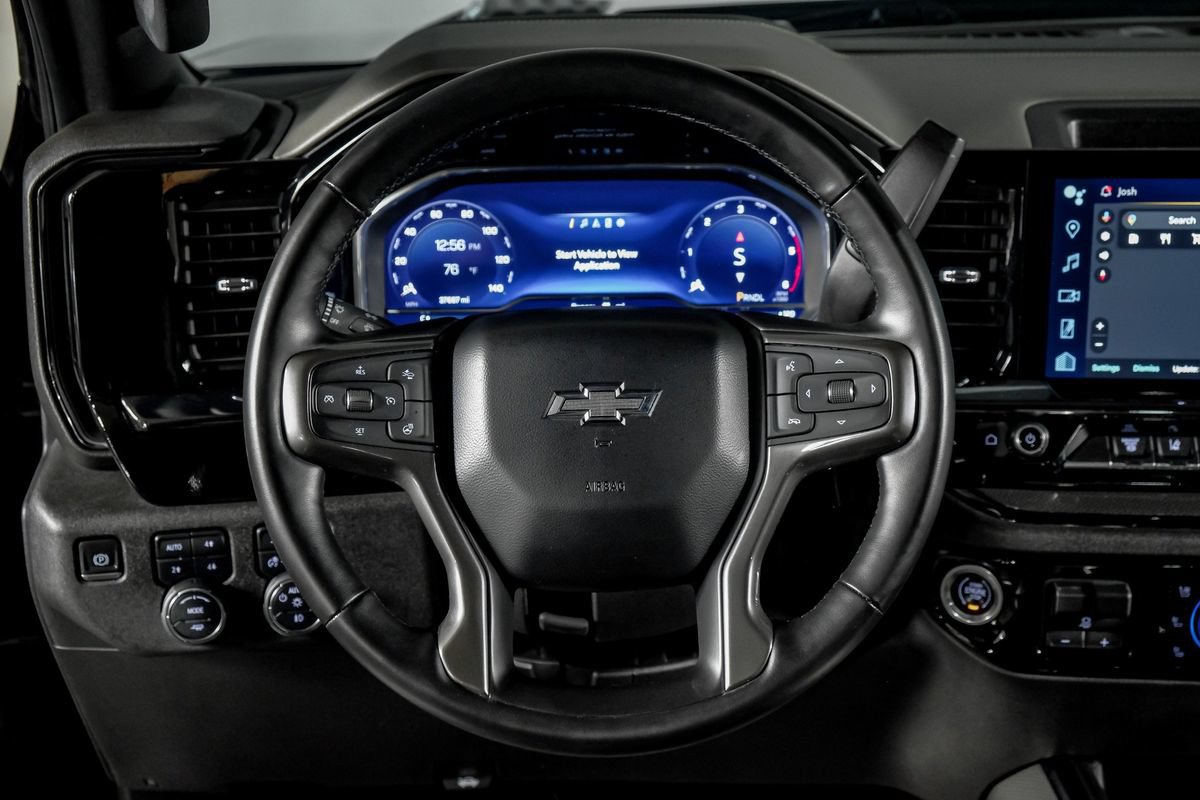Used 2024 Chevrolet Silverado 2500 ZR2 AWD/4WD image 16