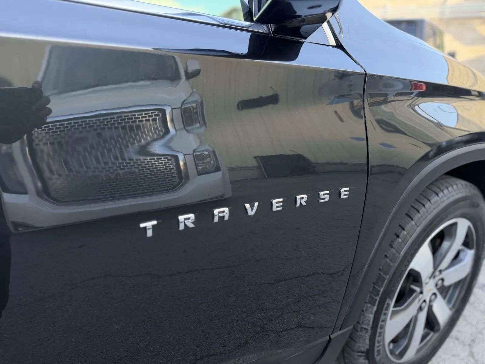 Used 2019 Chevrolet Traverse LT w/ LT Premium Package AWD/4WD image 46