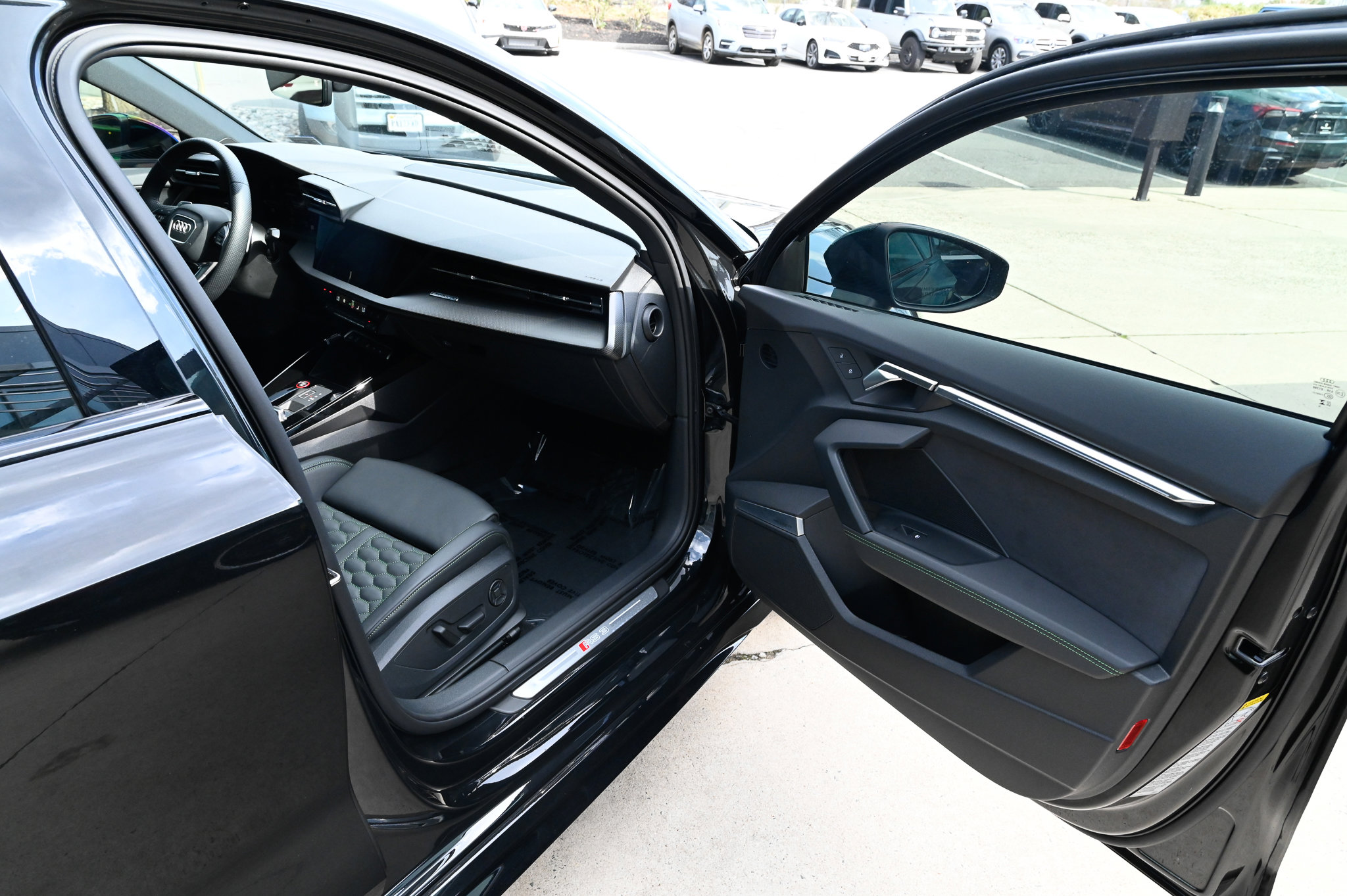 Used 2024 Audi RS 3 image 50