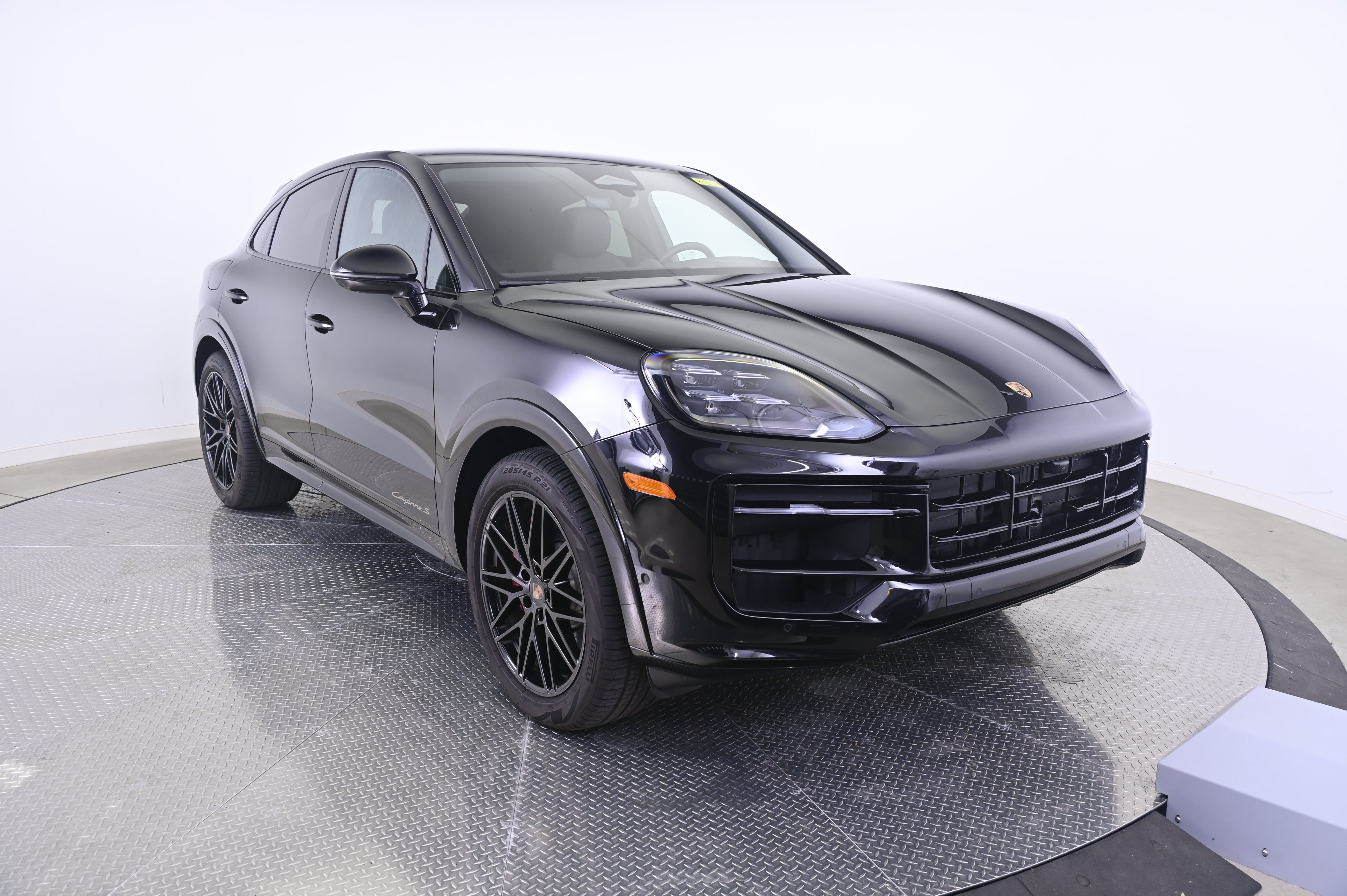 Used 2026 Porsche Cayenne S AWD/4WD image 9