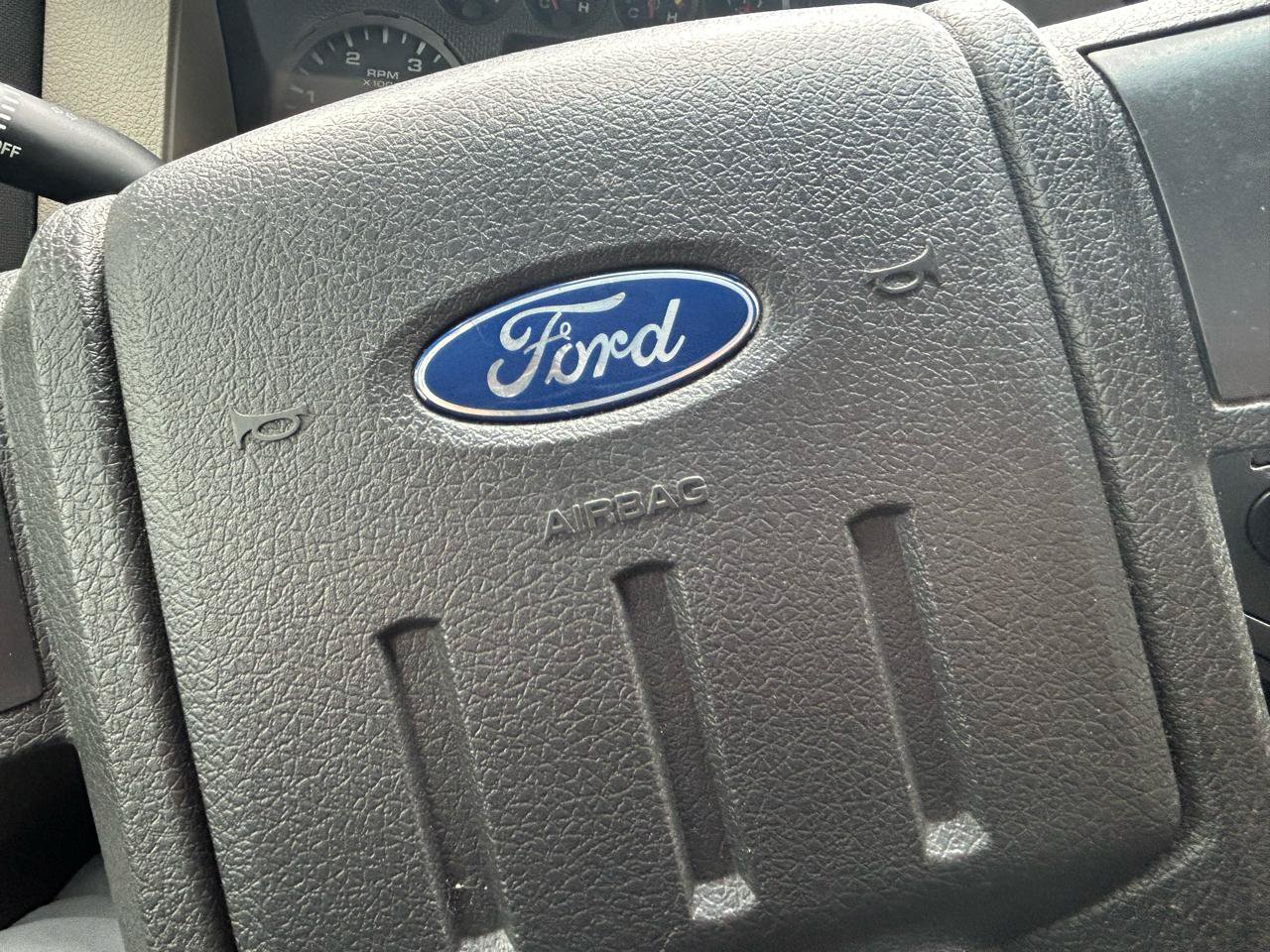 Used 2010 Ford F250 XLT AWD/4WD image 18