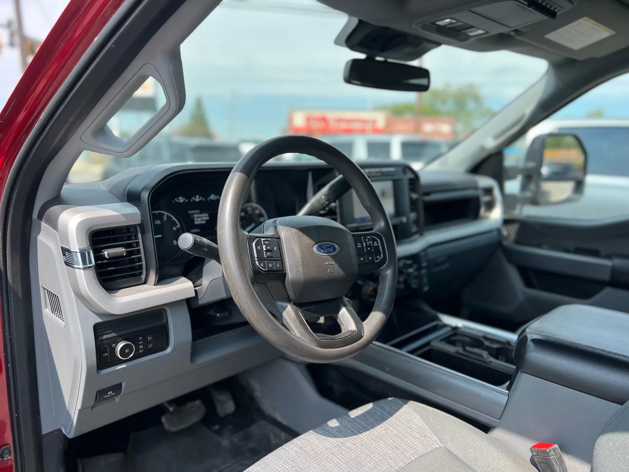 Used 2023 Ford F250 XLT image 13