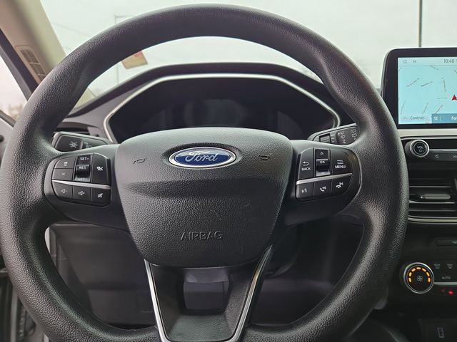 Used 2020 Ford Escape SE image 17