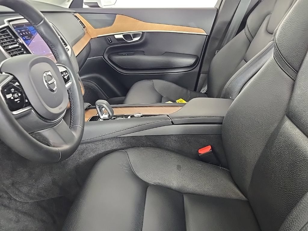 Certified 2023 Volvo XC90 B6 Plus AWD/4WD image 22